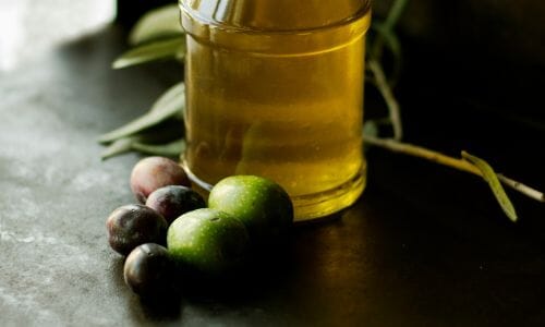 Olive Oil For Hair: 6 Benefits